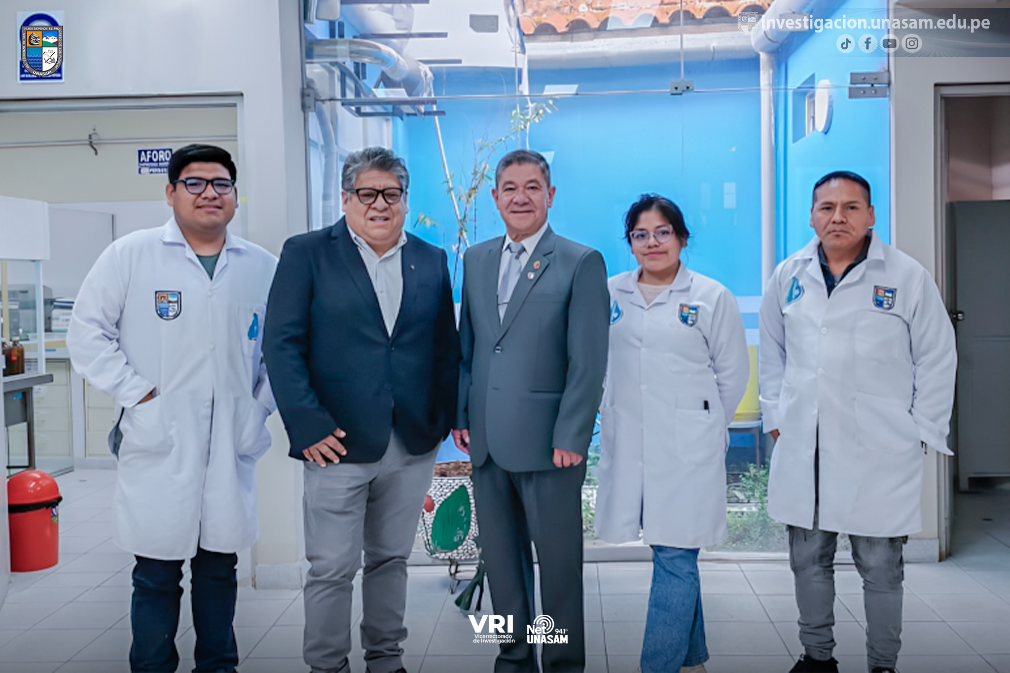 VICERRECTOR DE INVESTIGACIÓN REALIZÓ VISITA AL LABORATORIO DE CALIDAD AMBIENTAL